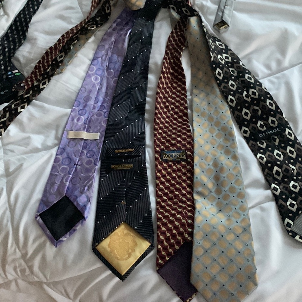 Ties like new